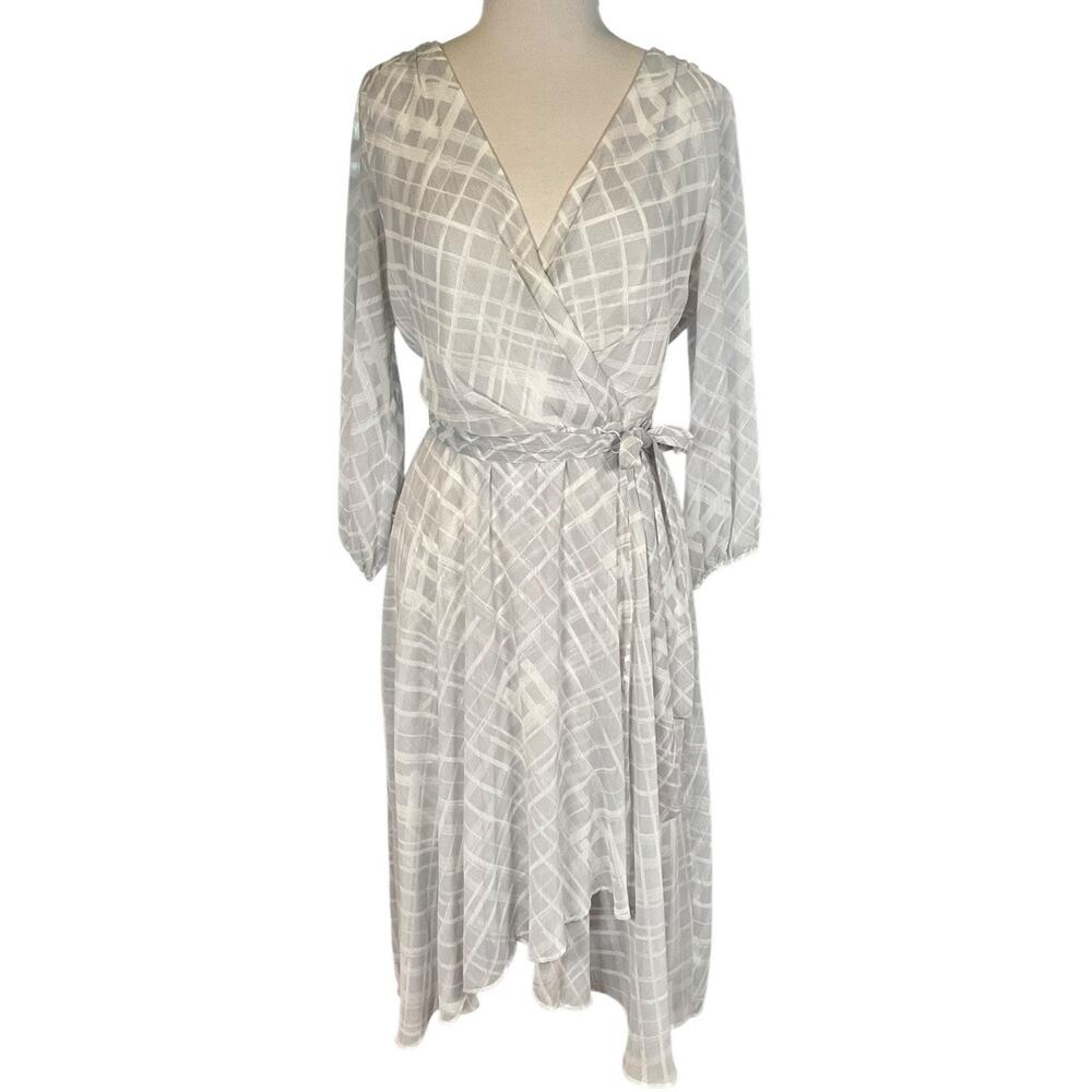 Tommy Hilfiger Wrap Dress Gray White Plaid Midi Tie Waist Women Size 6 Old Money